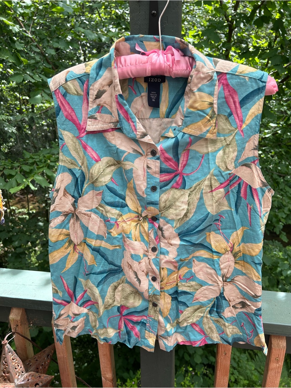 Izod Silk Teal Floral Sleeveless Button-Down Shirt with Pink Accents